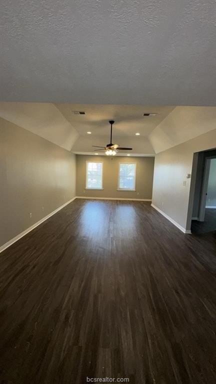 907 Azalea Ct #A - Photo 3 of 6