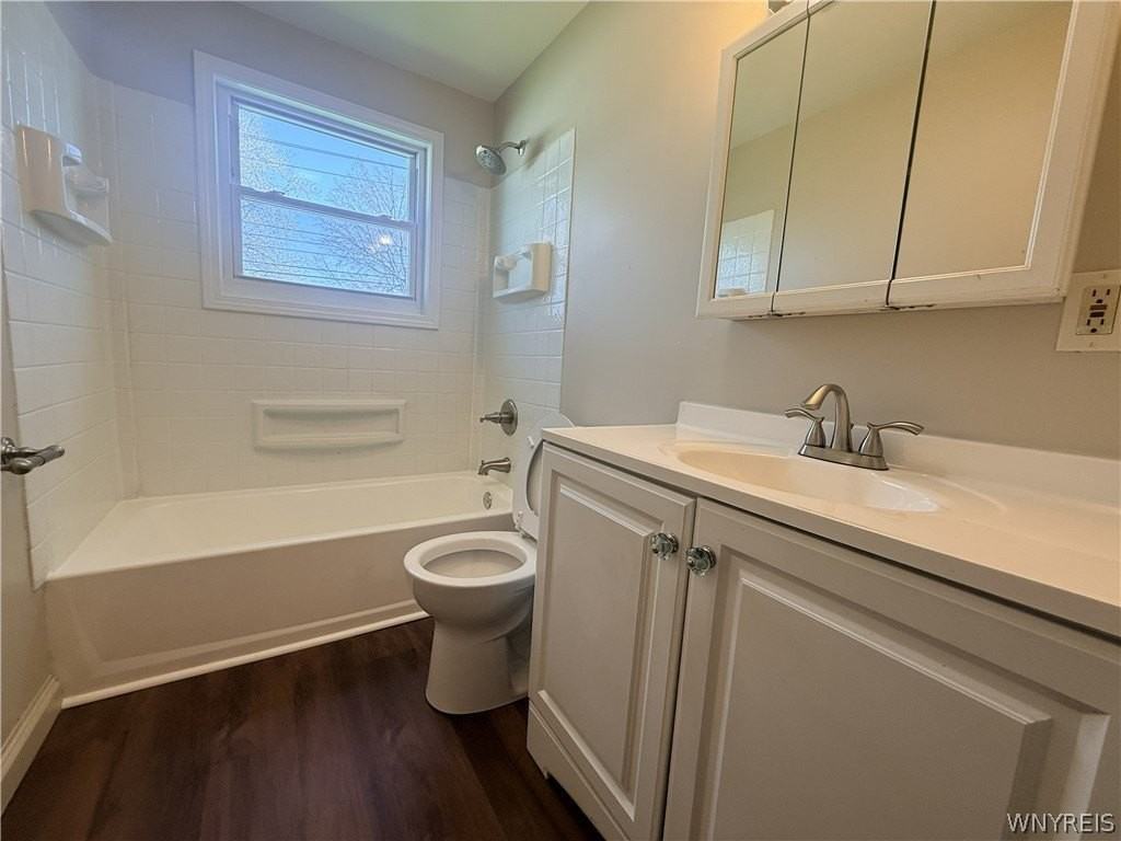 3365 Mckinley Pkwy - Photo 7 of 9
