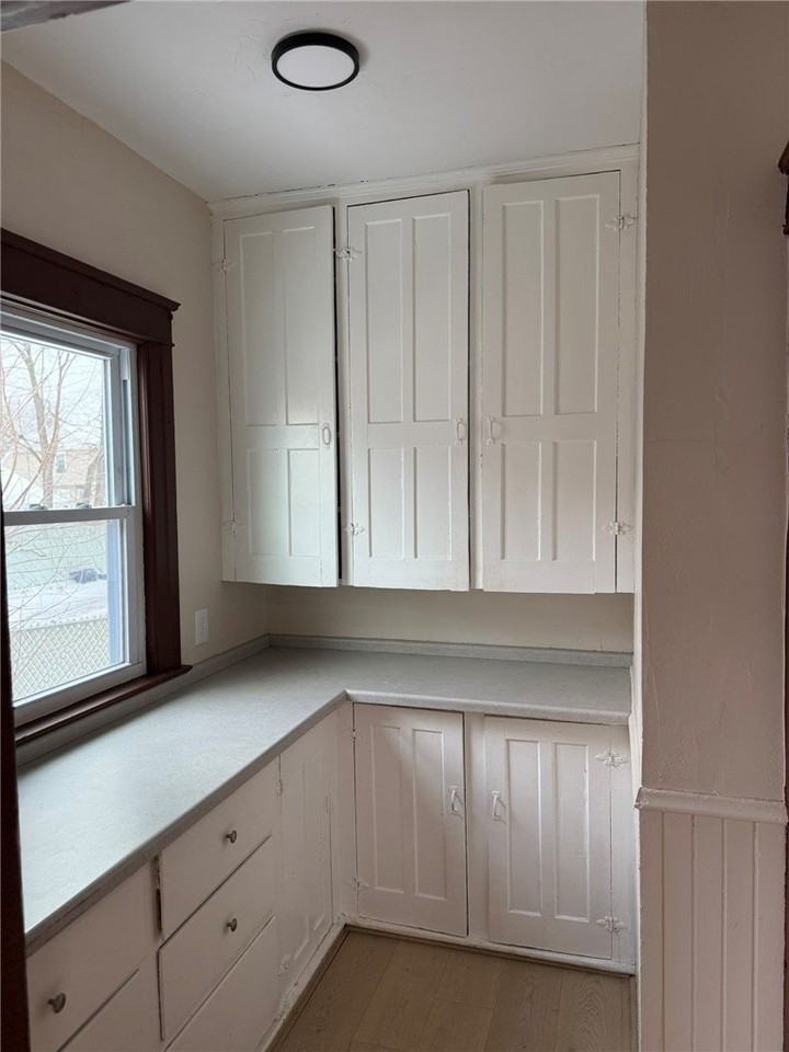 414 Walnut St - Photo 7 of 24