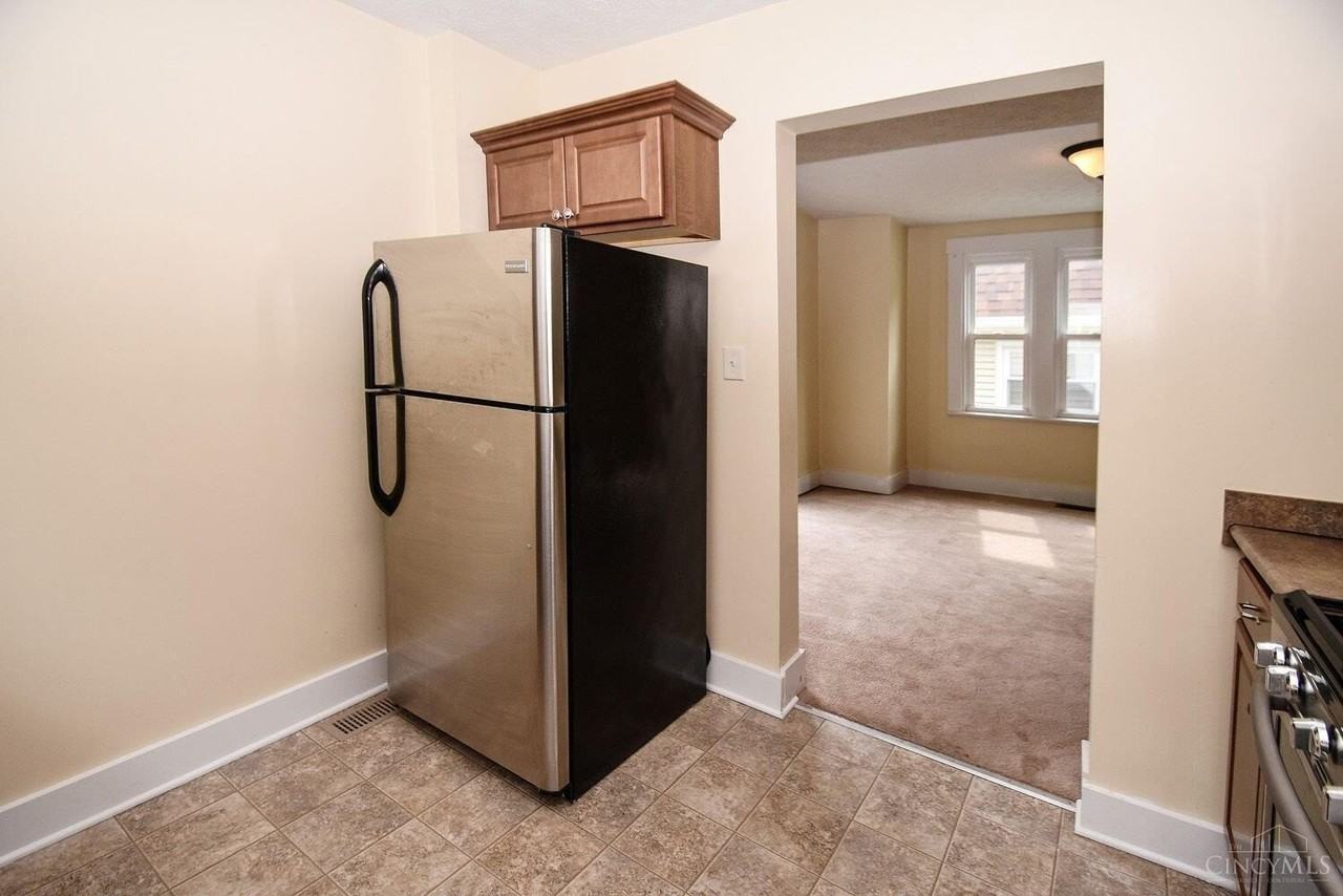 2929 Cortelyou Pl - Photo 5 of 9