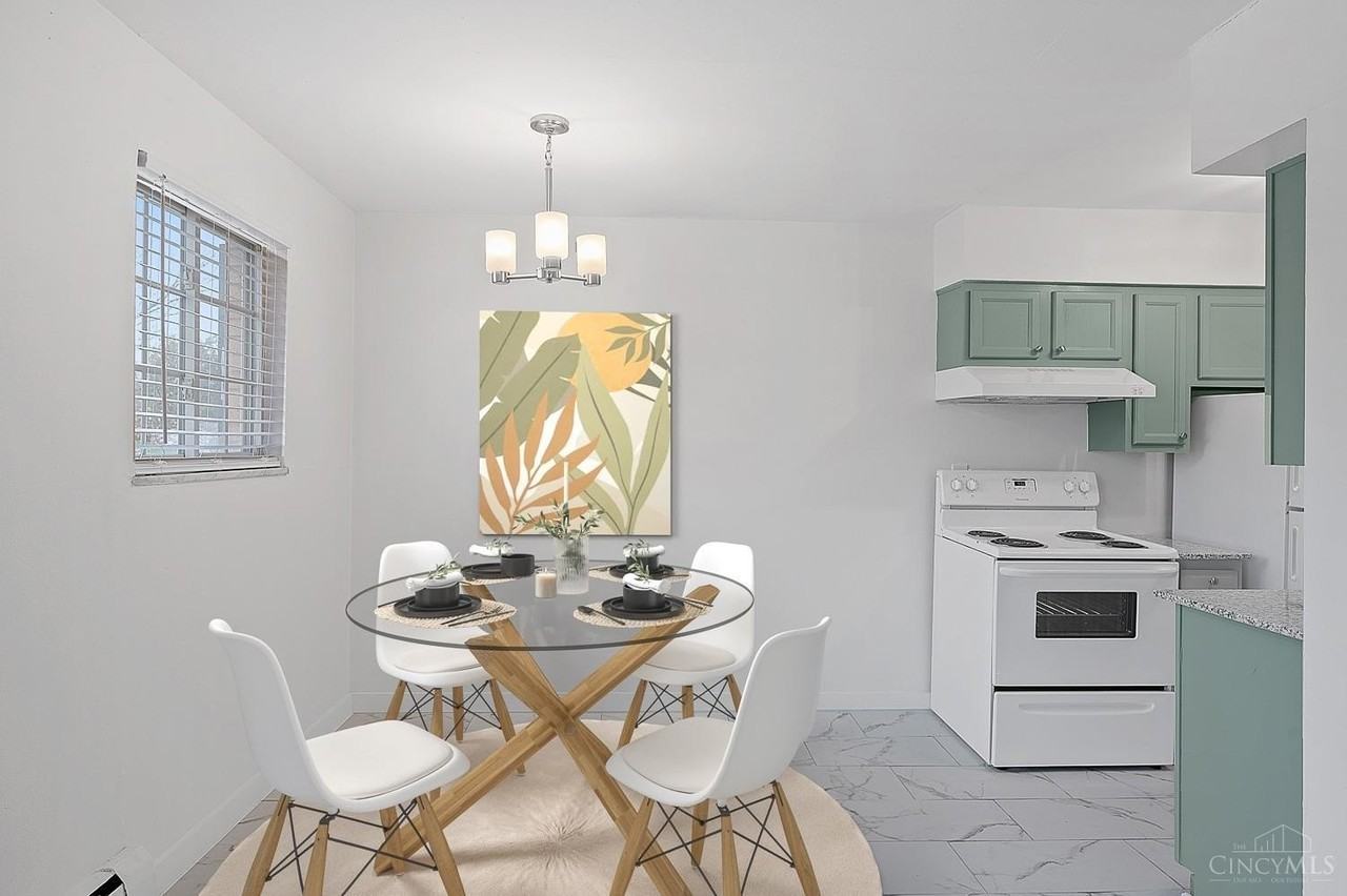 204 N East St #1 - Photo 3 of 8