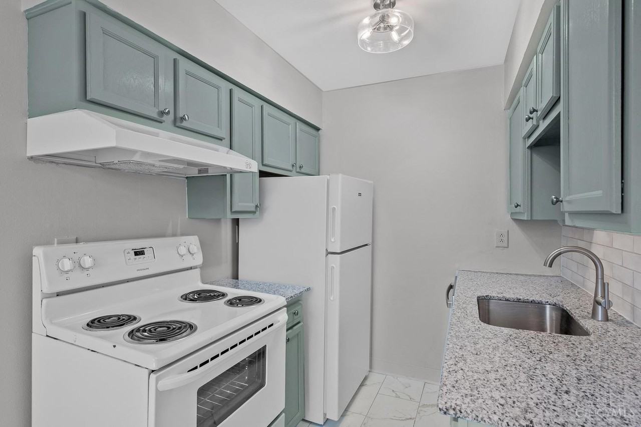 204 N East St #1 - Photo 5 of 8