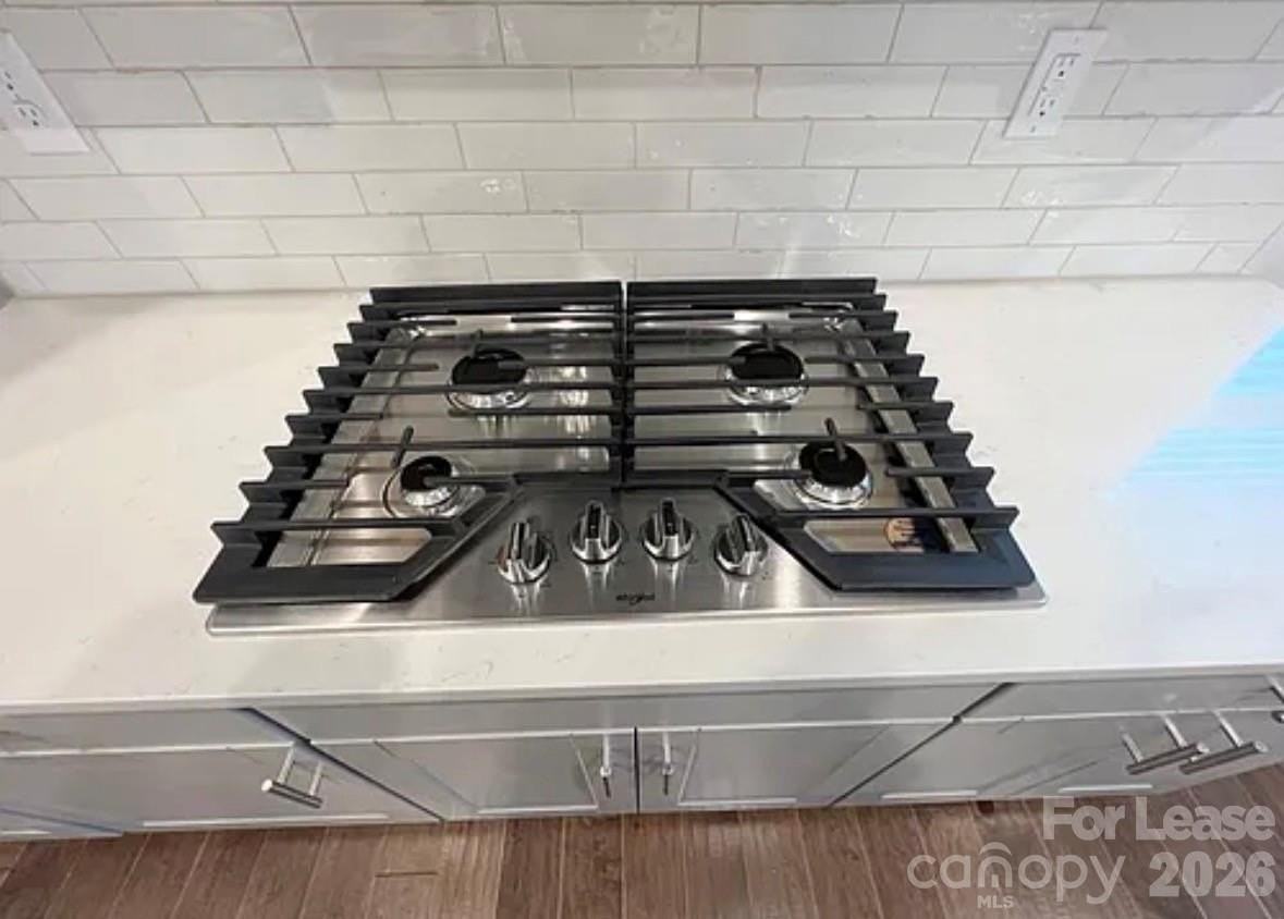 826 Windage Way - Photo 7 of 32