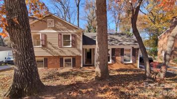 featured image of 3331 Donovan Pl