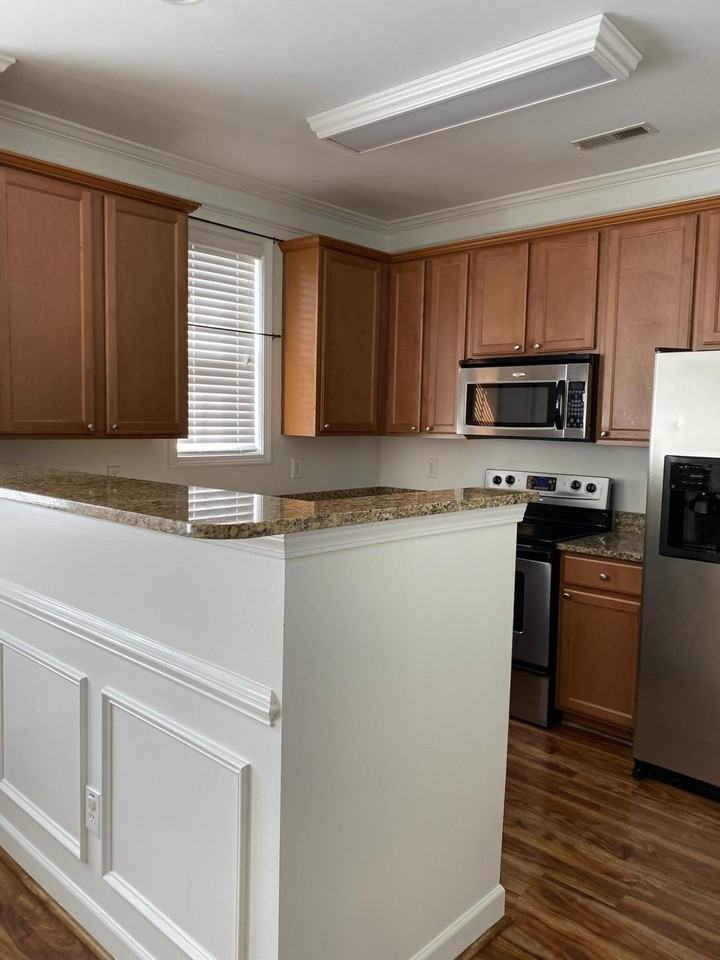 766 Certificate Ct - Photo 2 of 12