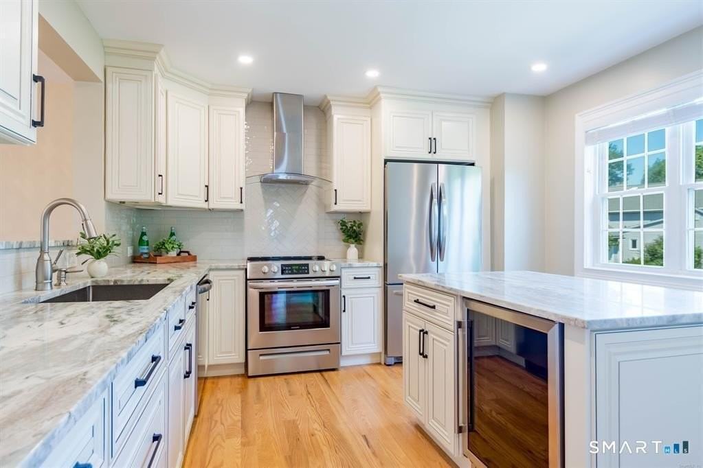 309 Aspetuck Trl #309 - Photo 4 of 20