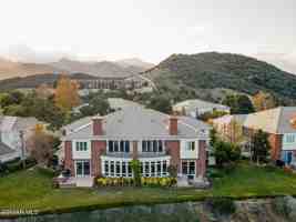 featured image of 2390 Crombie Ct