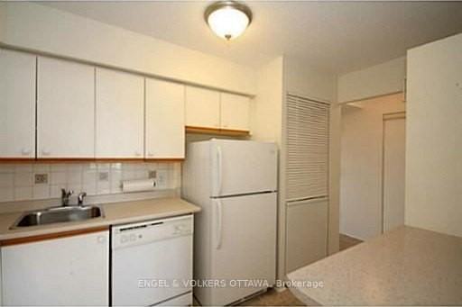 1025 The Conservatory - Photo 7 of 23