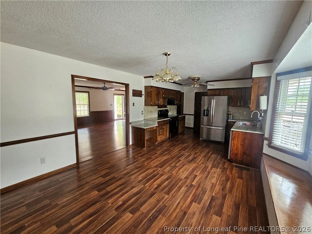 7522 Marie Dr - Photo 6 of 15