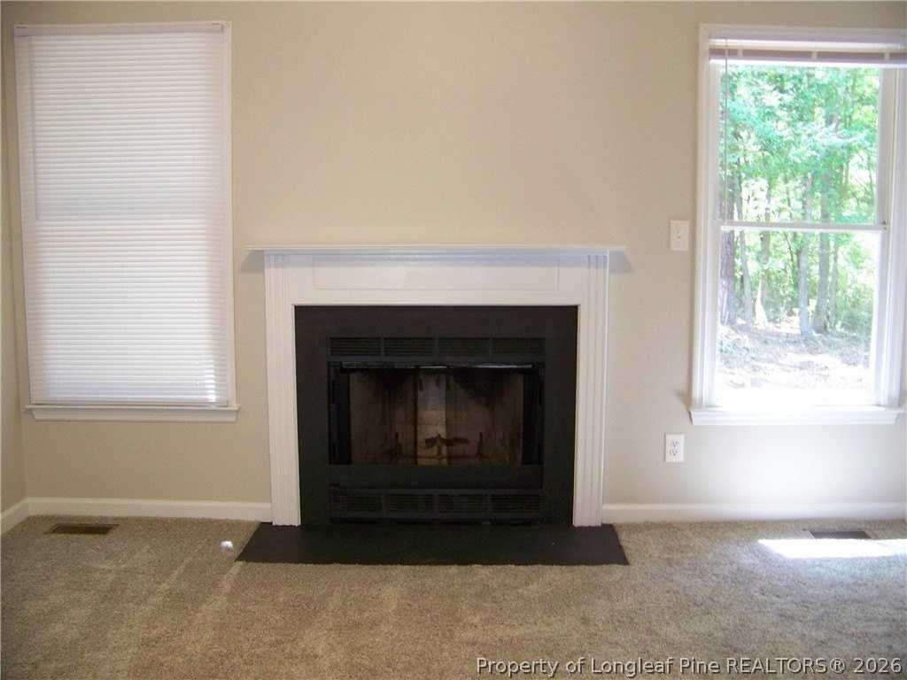 1981 Wheeling St - Photo 4 of 29