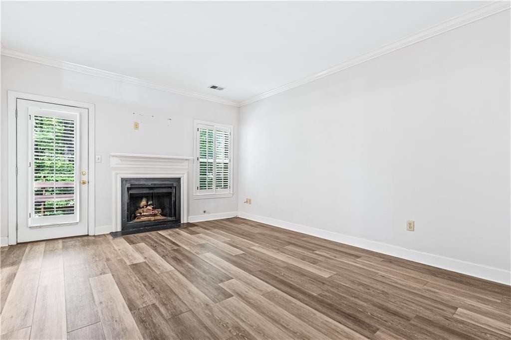 1160 Windsor Pkwy #8 - Photo 5 of 30