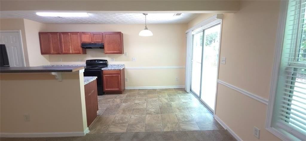 465 Little Creek Rd - Photo 3 of 13