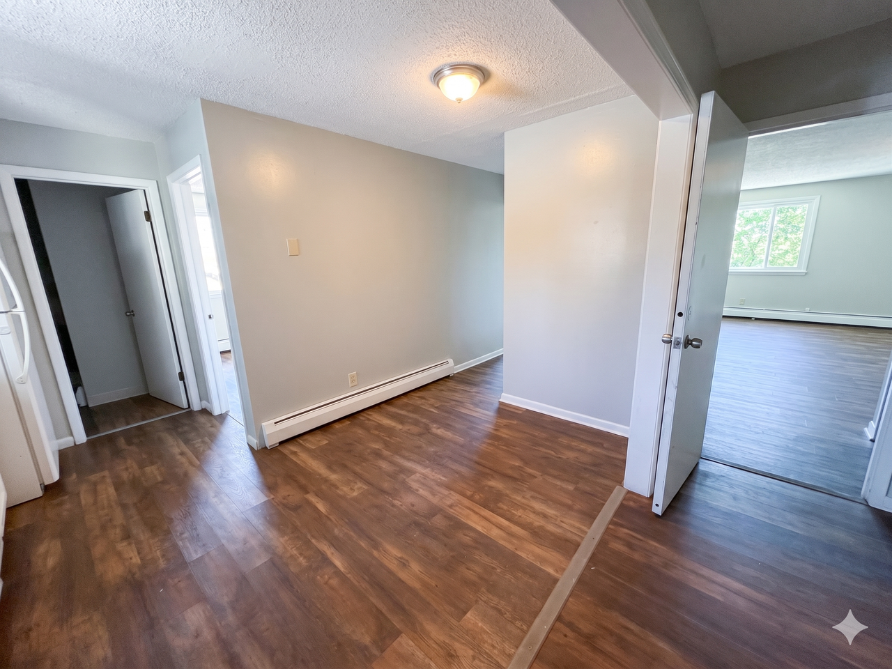 941 Tonawanda Street - 933 UPPER #933UPPER - Photo 2 of 5