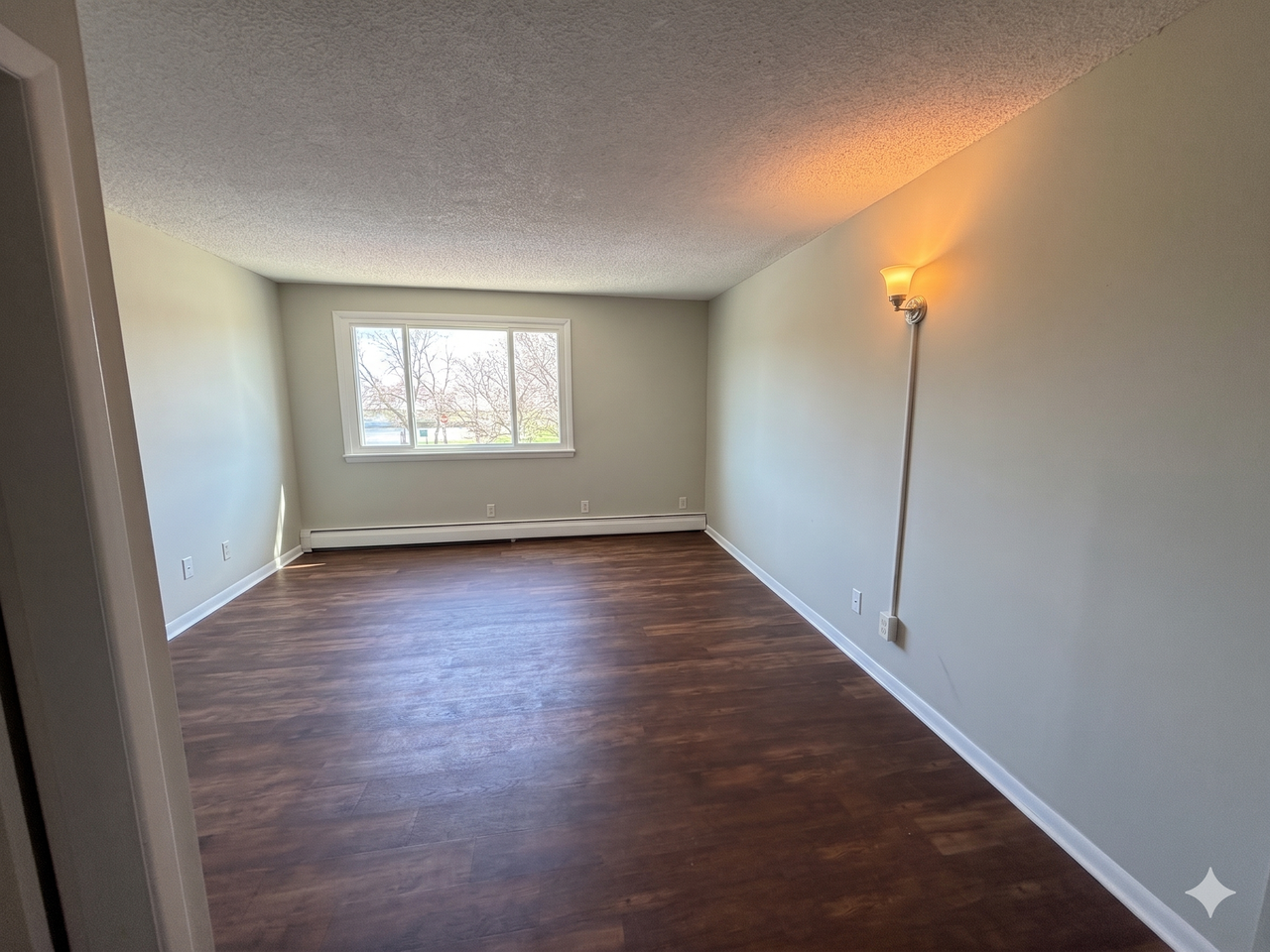 941 Tonawanda Street - 933 UPPER #933UPPER - Photo 3 of 5