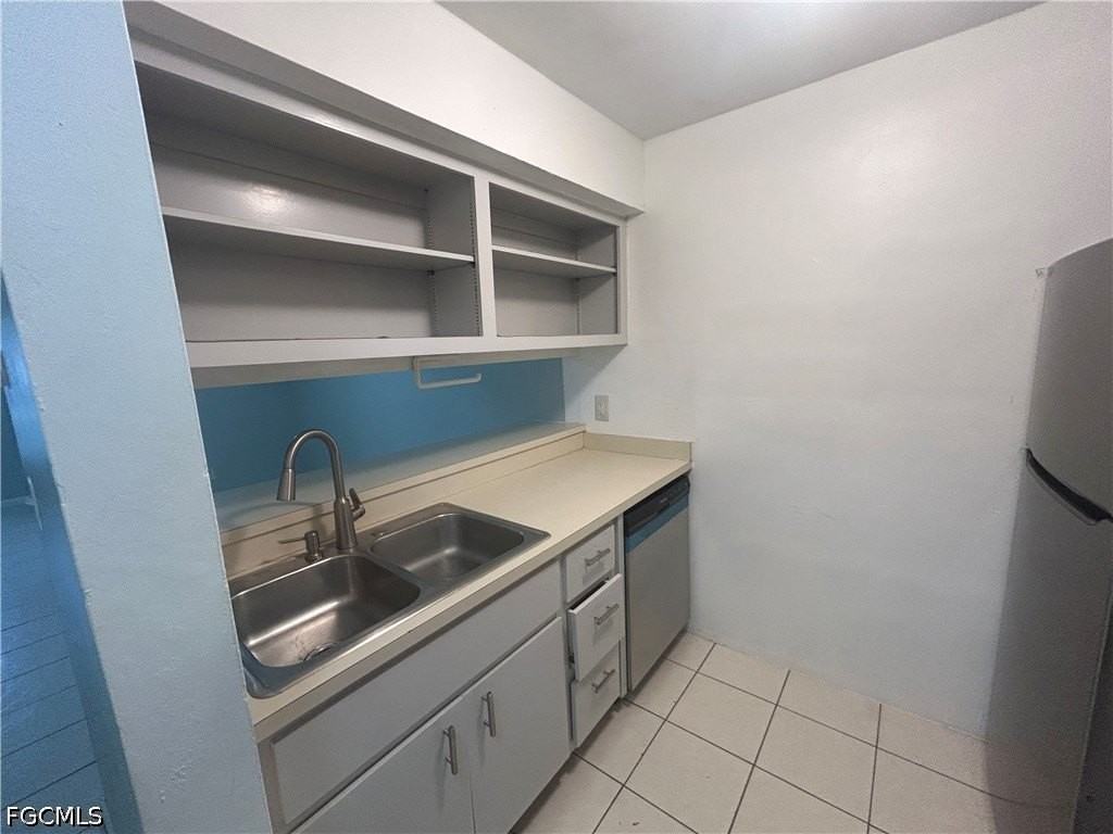 1228 Se 24th Ave - Photo 6 of 21