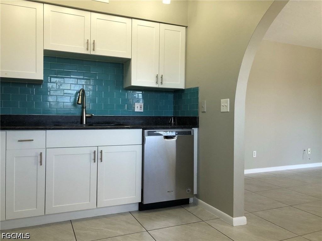 4781 Orange Grove Blvd #7 - Photo 7 of 38