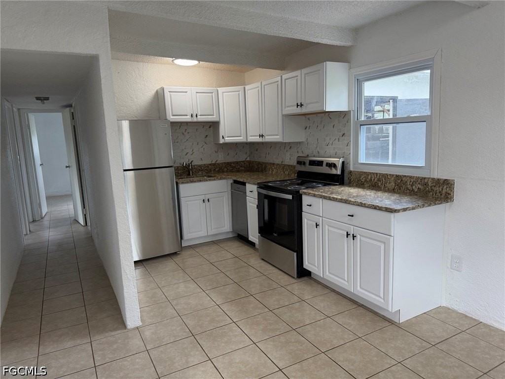 1818 Richards St - Photo 4 of 7