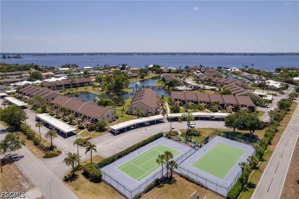 15489 Admiralty Cir #5 - Photo 5 of 19