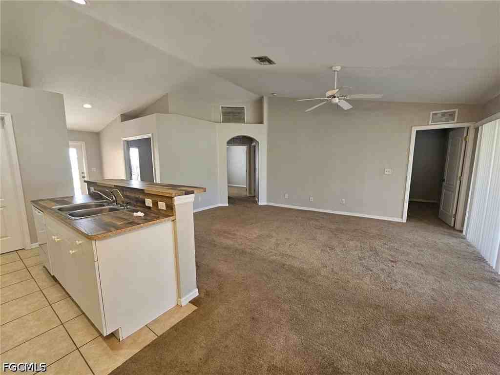 1156 Nw 5th Pl - Photo 5 of 27