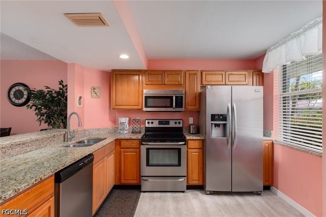 5959 Winkler Rd #103 - Photo 7 of 24