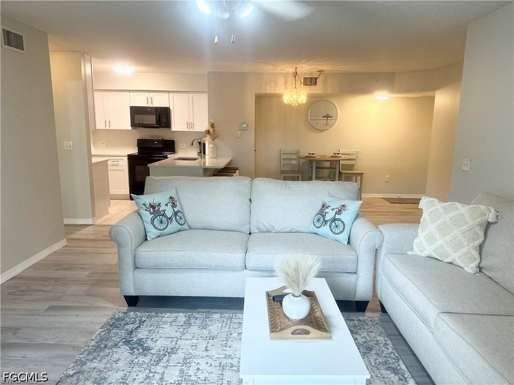 8940 Colonnades Ct E #725 - Photo 6 of 25