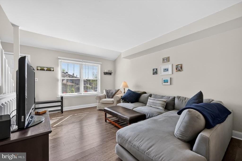 4906 Catamaran Ct - Photo 4 of 28