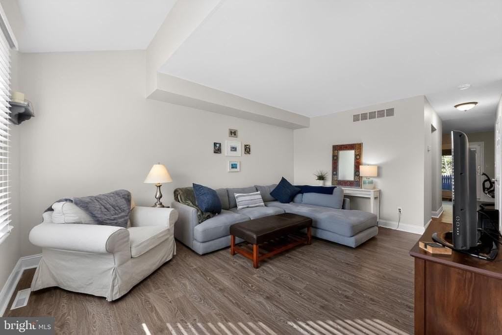 4906 Catamaran Ct - Photo 5 of 28