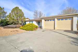 featured image of 5316 Van Christopher Dr Ne