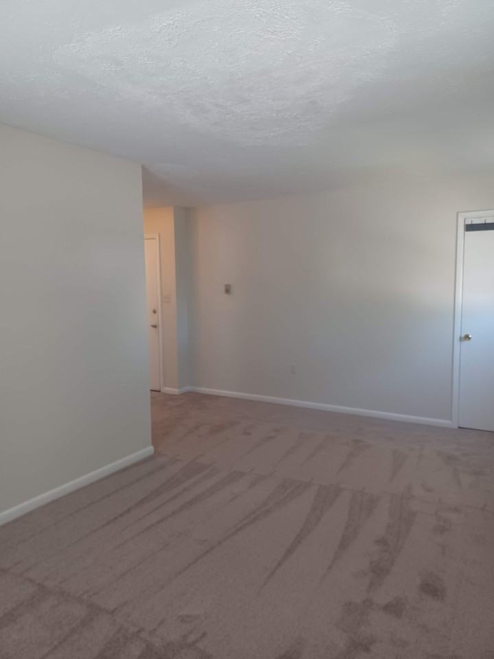 2 N Euclid Ave #4 - Photo 2 of 7