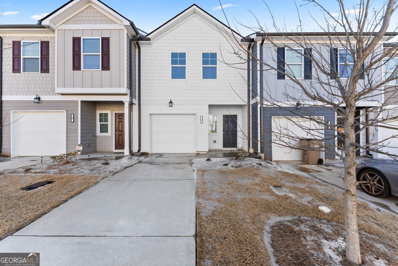 76 Regent Park - Photo 4 of 42