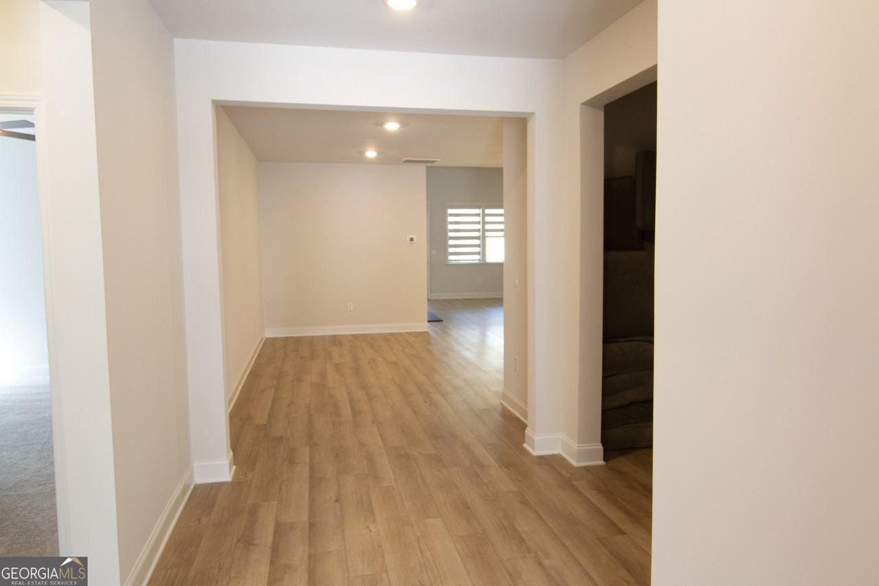 2472 Knob Creek Rd - Photo 2 of 27