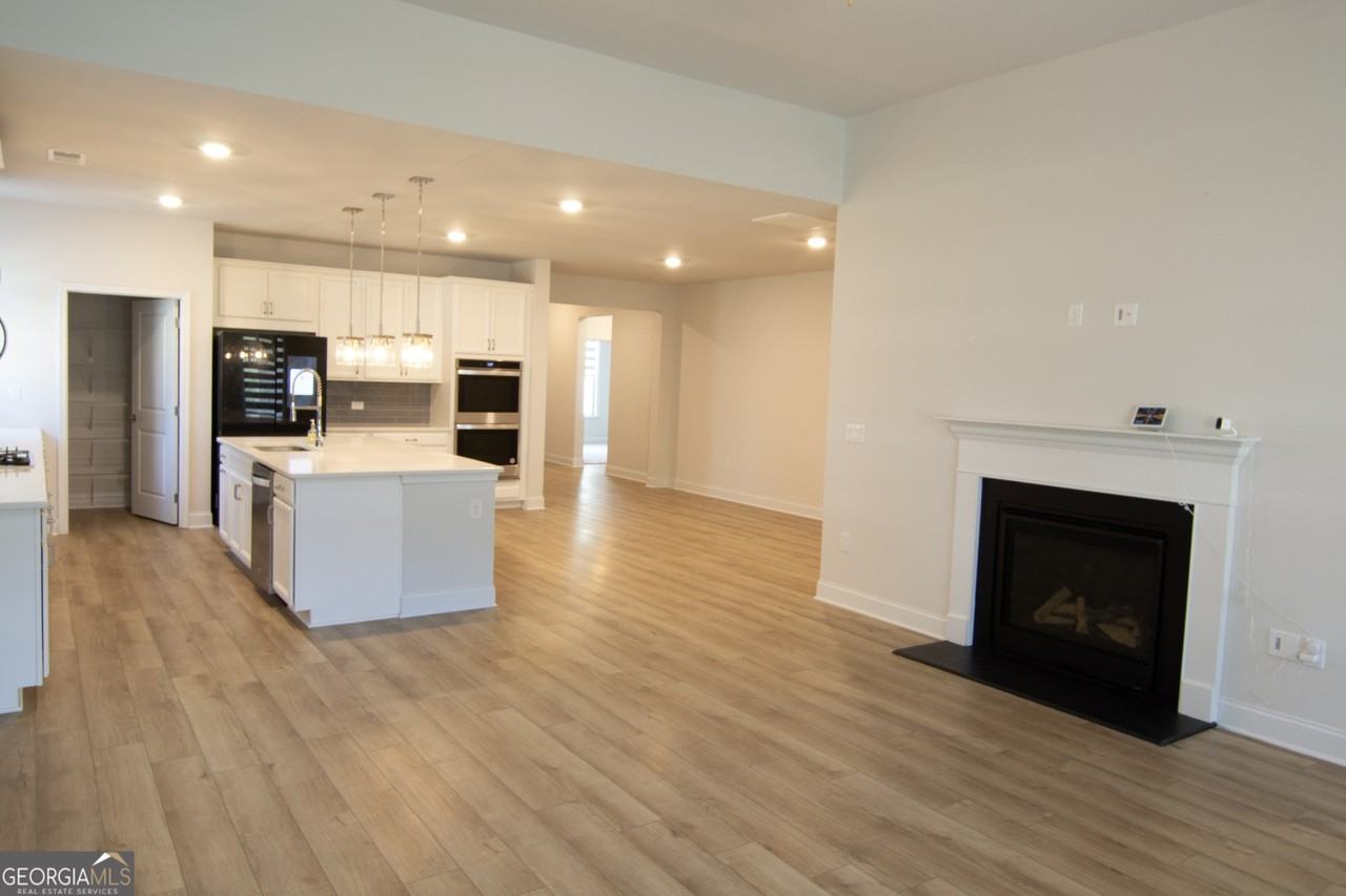 2472 Knob Creek Rd - Photo 6 of 27