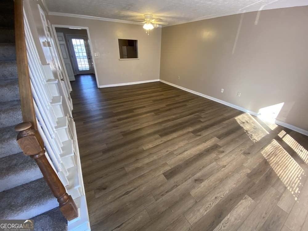 180 Berlin Ct - Photo 4 of 10
