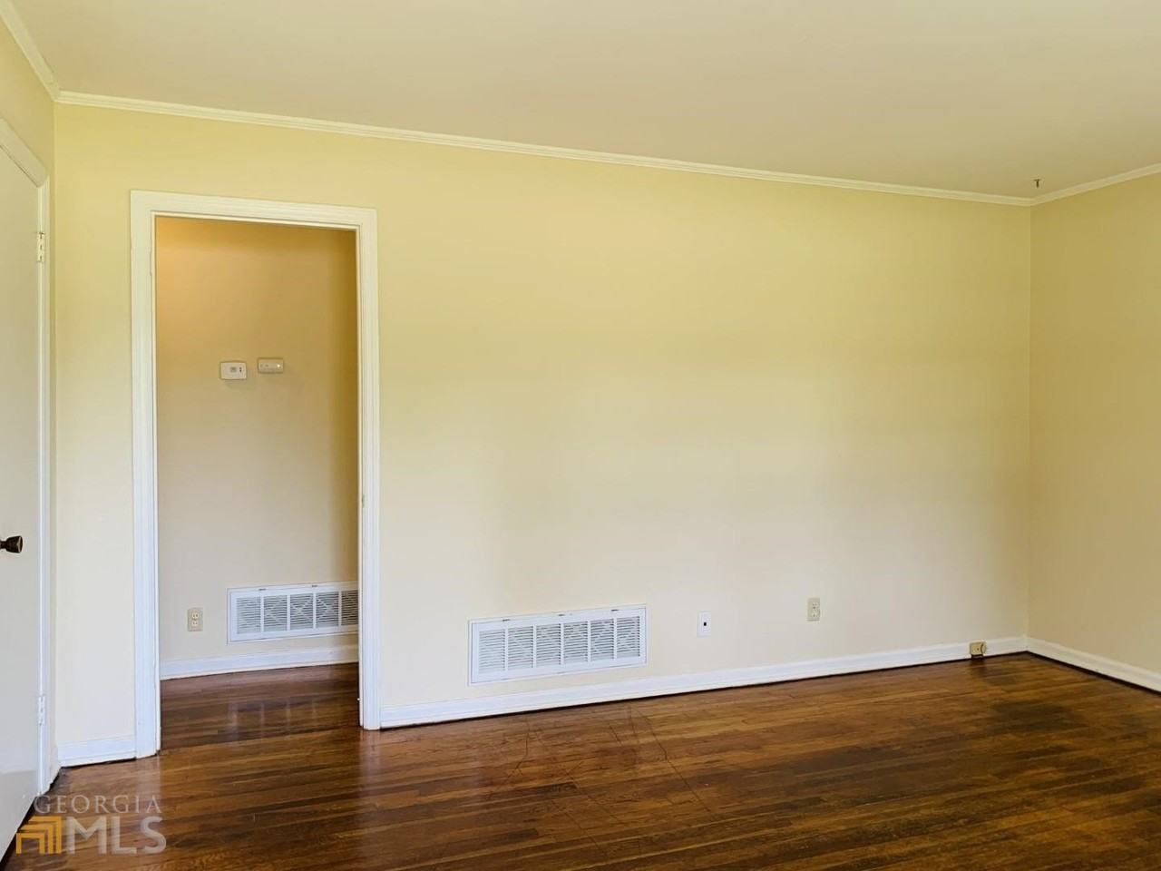 6 Ozmore St - Photo 7 of 21