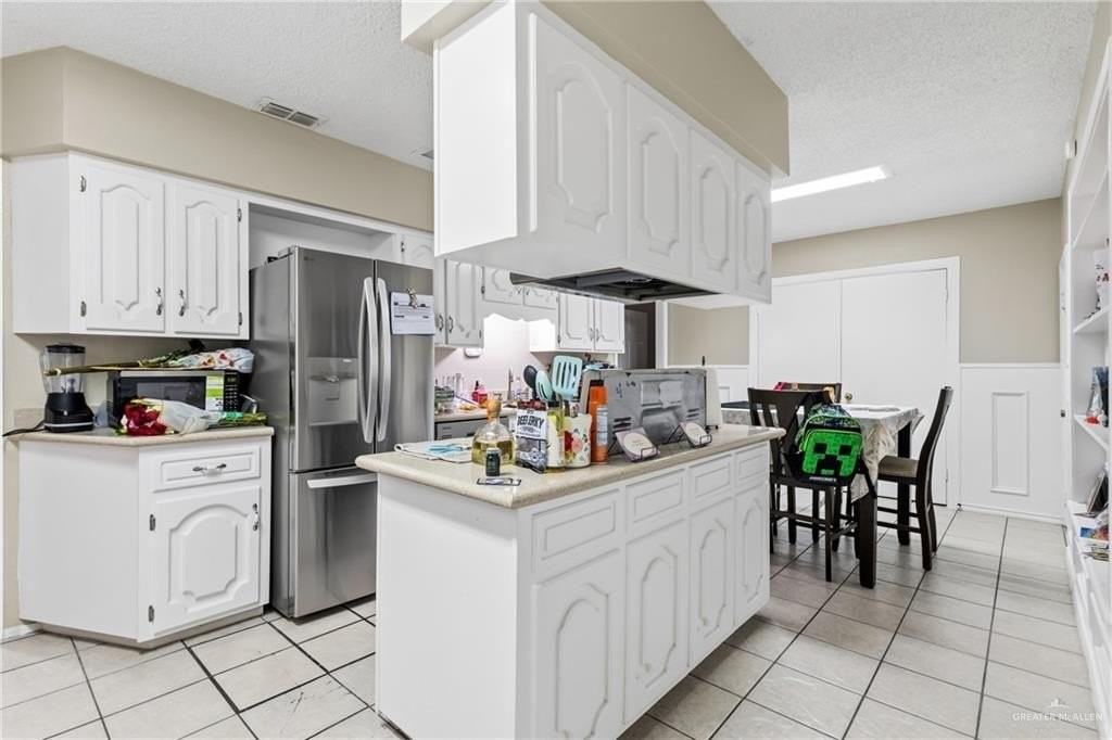 700 E Sam Houston Blvd - Photo 2 of 19