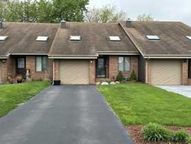 212 Holly Ln - Photo 1 of 1