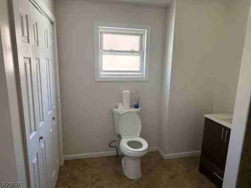 74 Spring St - Photo 4 of 9