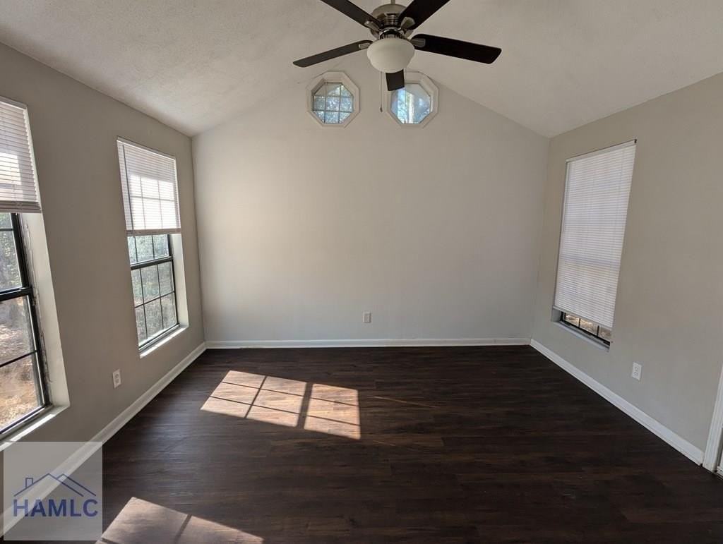 209 School House Rd - Photo 4 of 12