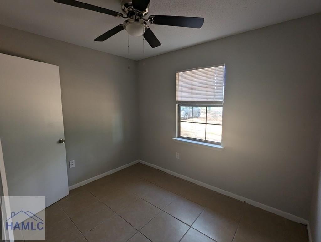 209 School House Rd - Photo 5 of 12