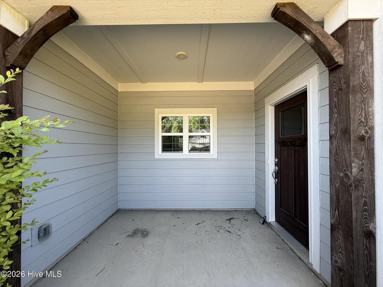 845 Warwick Ln - Photo 5 of 45