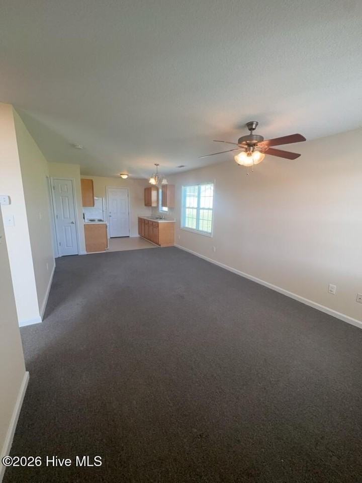 204 Angus Ln - Photo 2 of 16