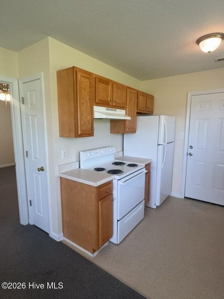 204 Angus Ln - Photo 7 of 16