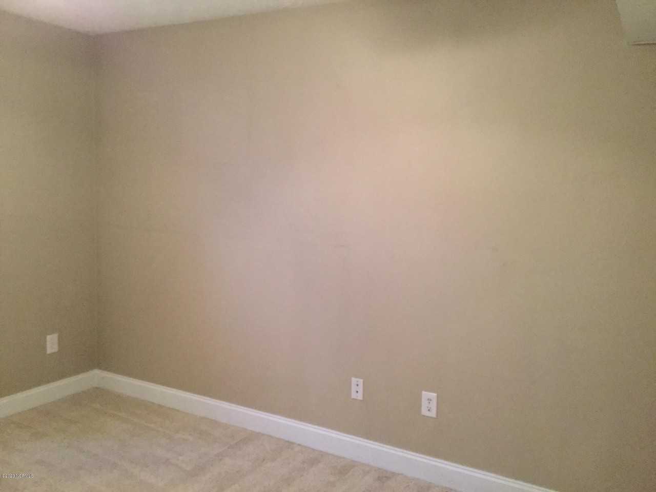 115 Manchester Rd - Photo 5 of 17