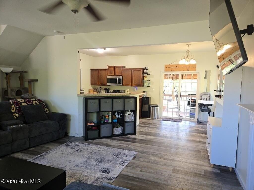 213 Cottage Brook Ct - Photo 4 of 14