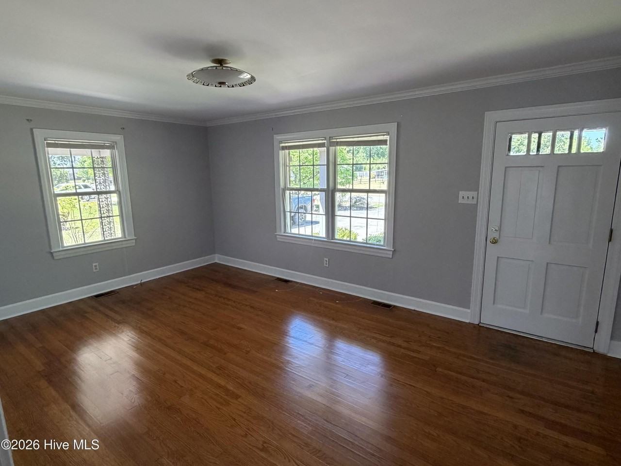 4167 Woodcrest Rd - Photo 7 of 12