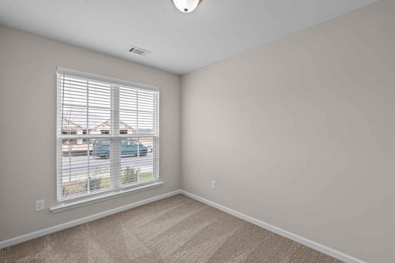 Bream Ave - Photo 6 of 24