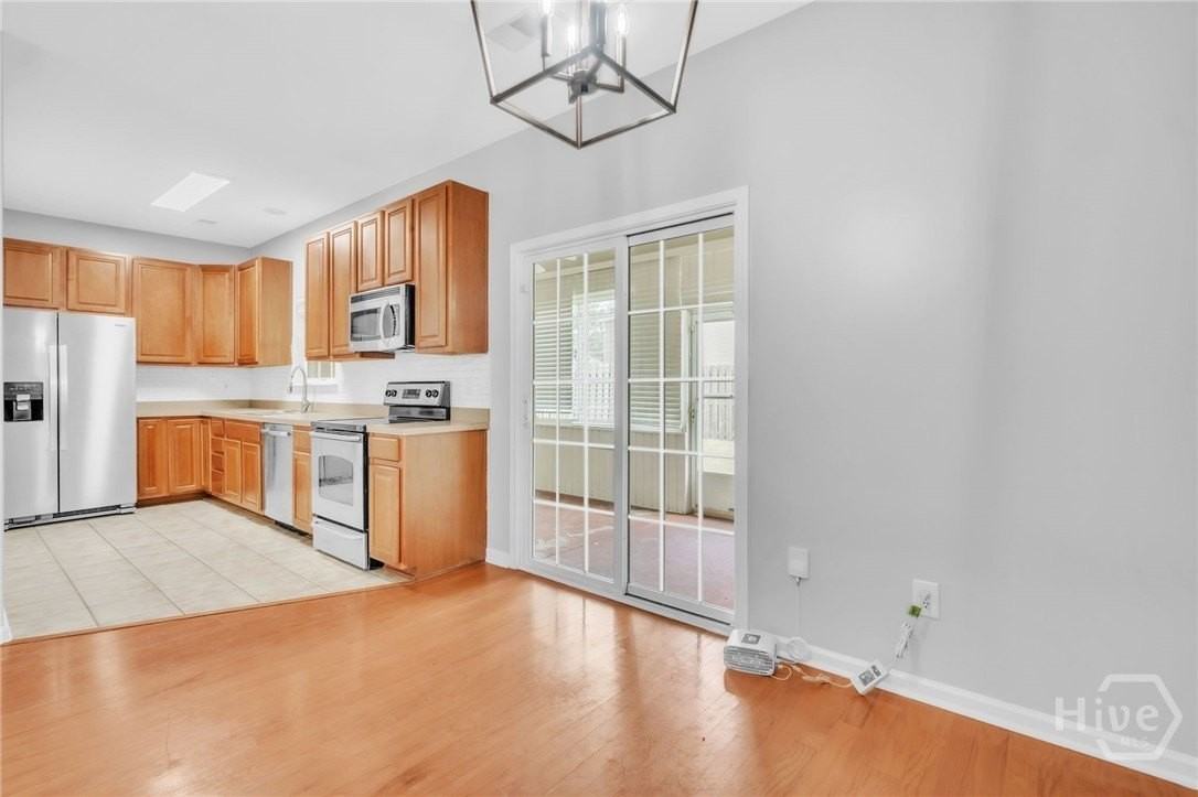 120 Cromer St - Photo 6 of 27