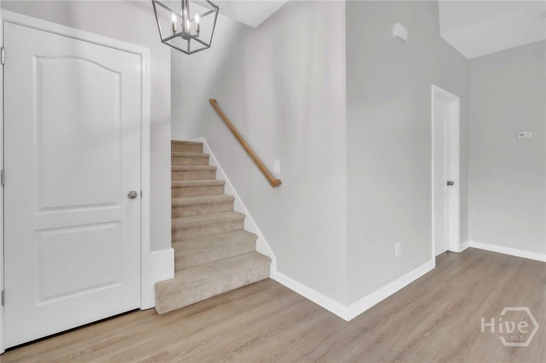 122 Cromer St - Photo 2 of 30