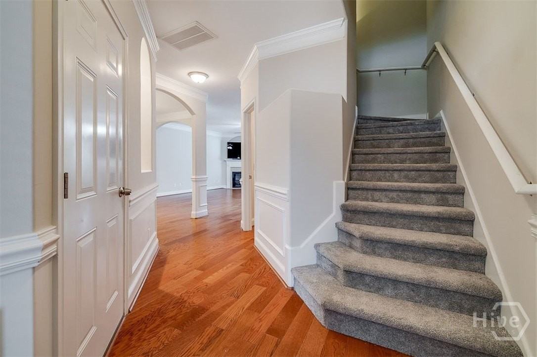 255 Durham Park Way - Photo 3 of 31