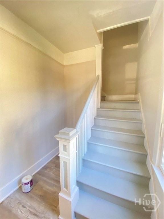620 W 36th St #B - Photo 2 of 11